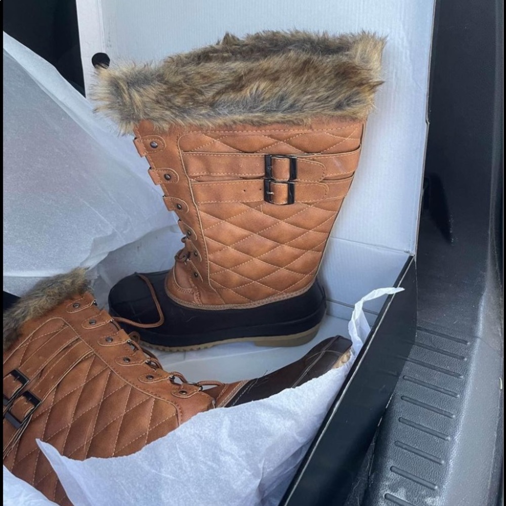 Brand new winter boots